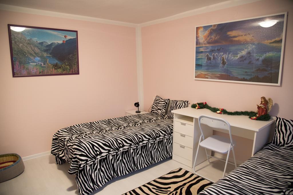 Apartman Flamingo Hotel Daruvar Buitenkant foto